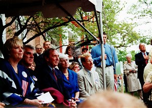 Image description is not available for 2000.051